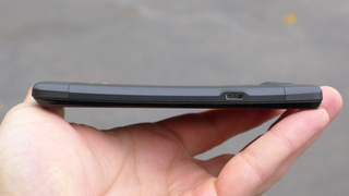 Illustration for article titled Sony Xperia TL Review: A Gorgeous Idiot